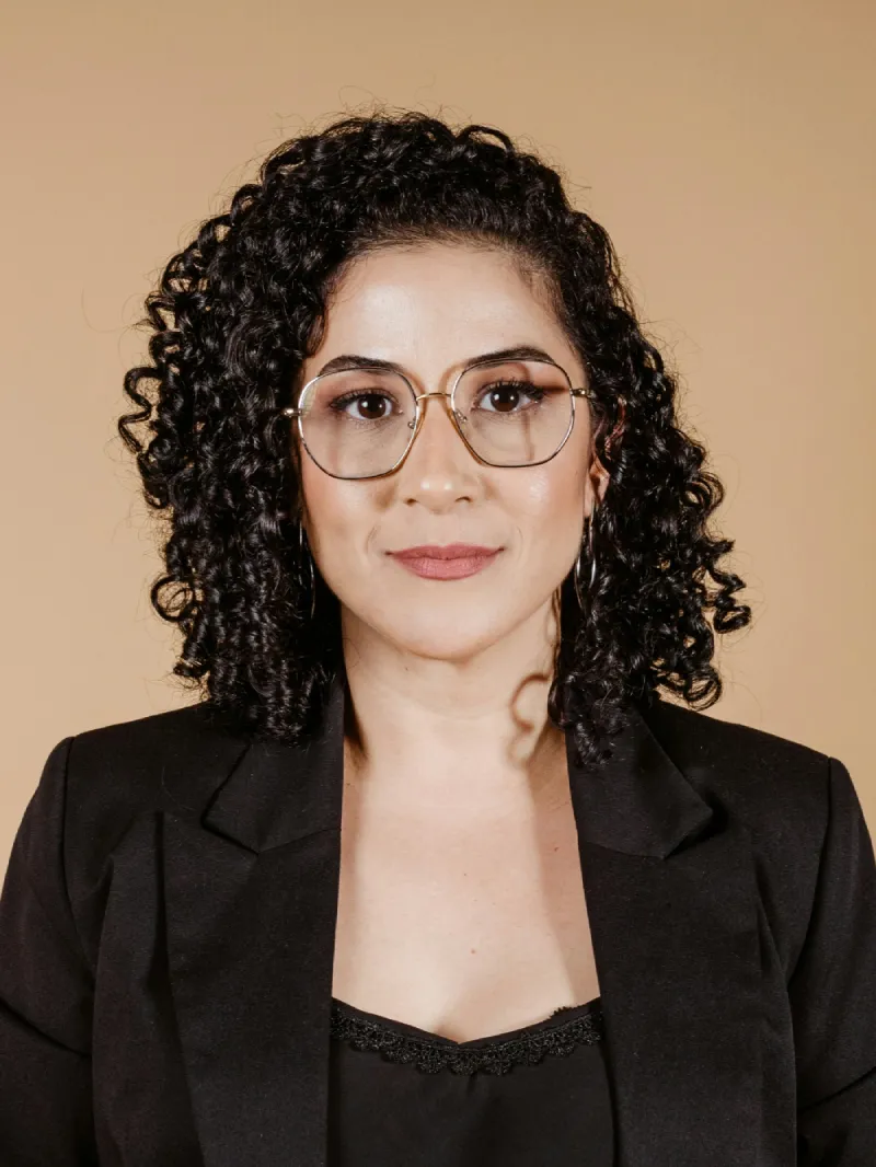 img-team-5 img-team-5